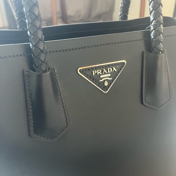 Prada NWOT City Calf Nero Bag - Picture 2 of 9